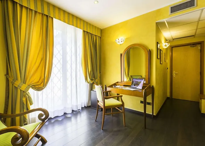Western Artdeco 4* Rome