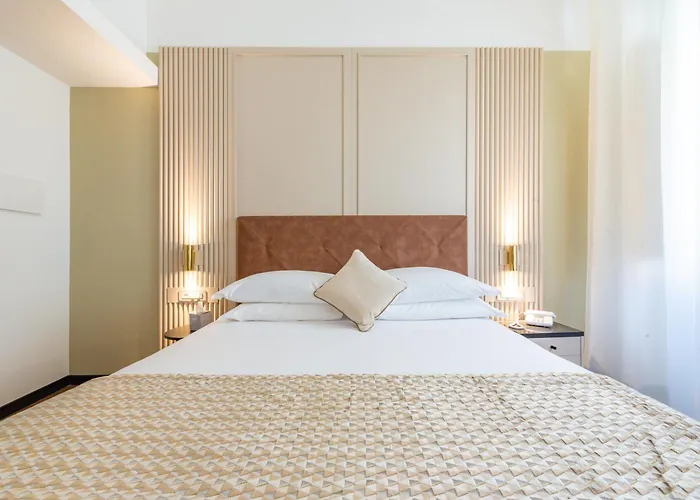 Hotel Western Artdeco 4*