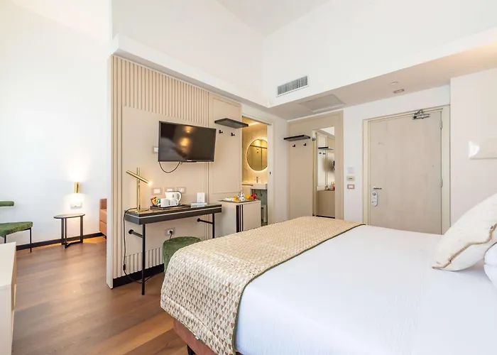 Western Artdeco Hotel