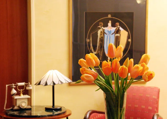 Western Artdeco Hotel