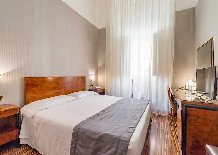 Western Artdeco Otel Roma