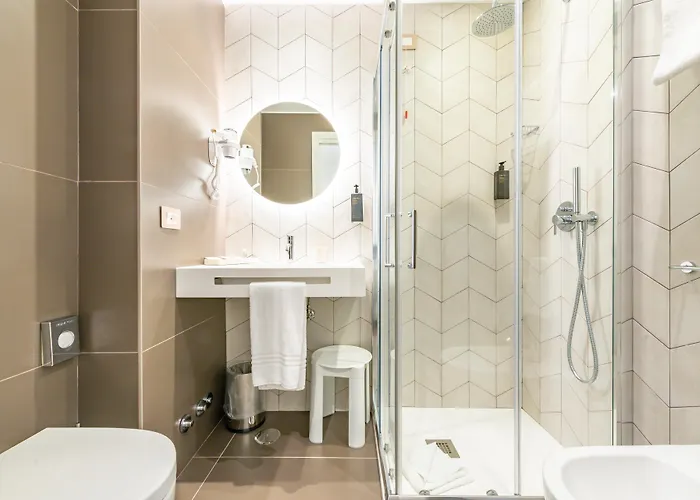 Hotel Western Artdeco 4*
