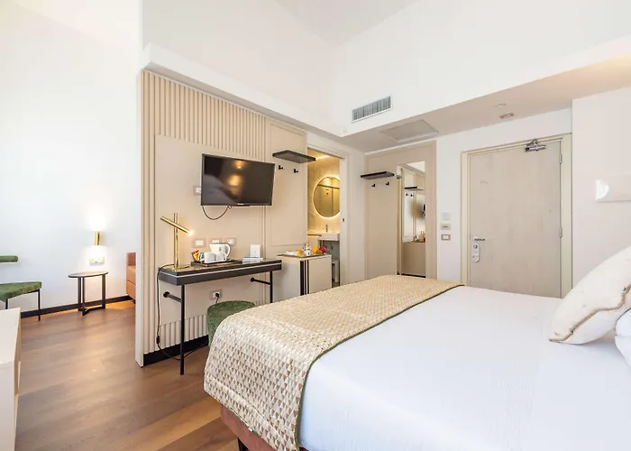 Hotel Western Artdeco 4*